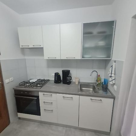 Apartment Anton Pinezići Zewnętrze zdjęcie