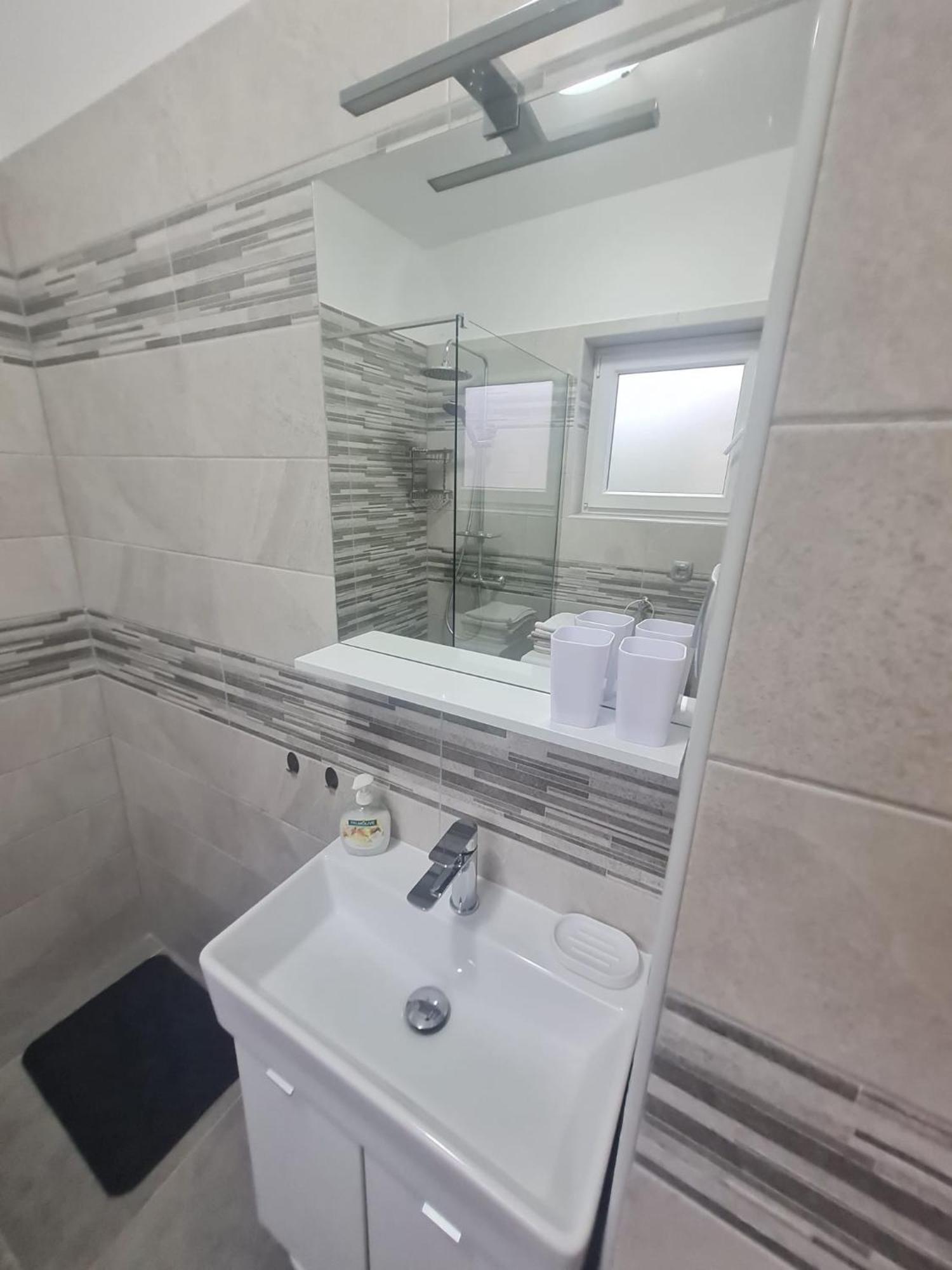 Apartment Anton Pinezići Zewnętrze zdjęcie