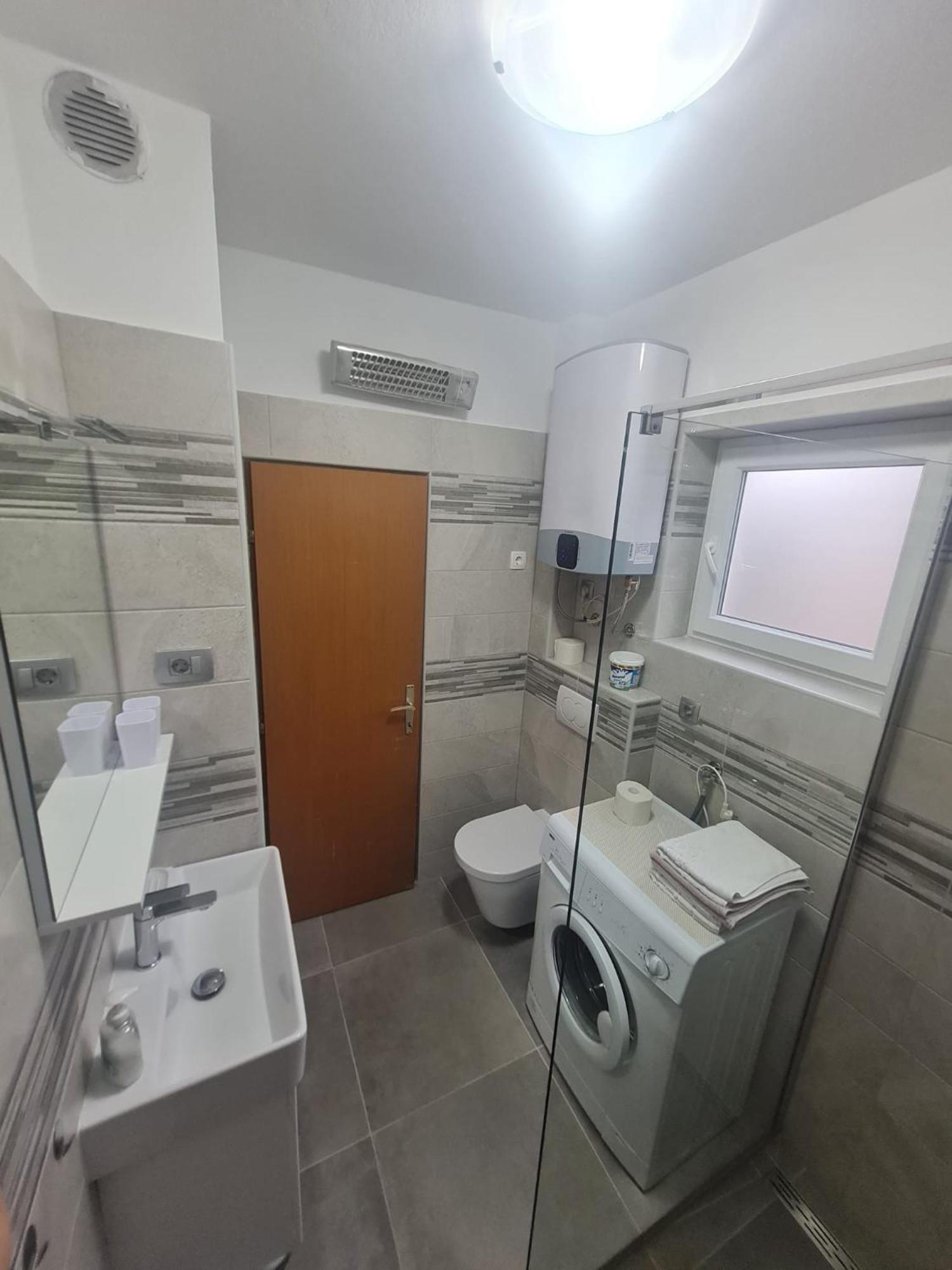 Apartment Anton Pinezići Zewnętrze zdjęcie