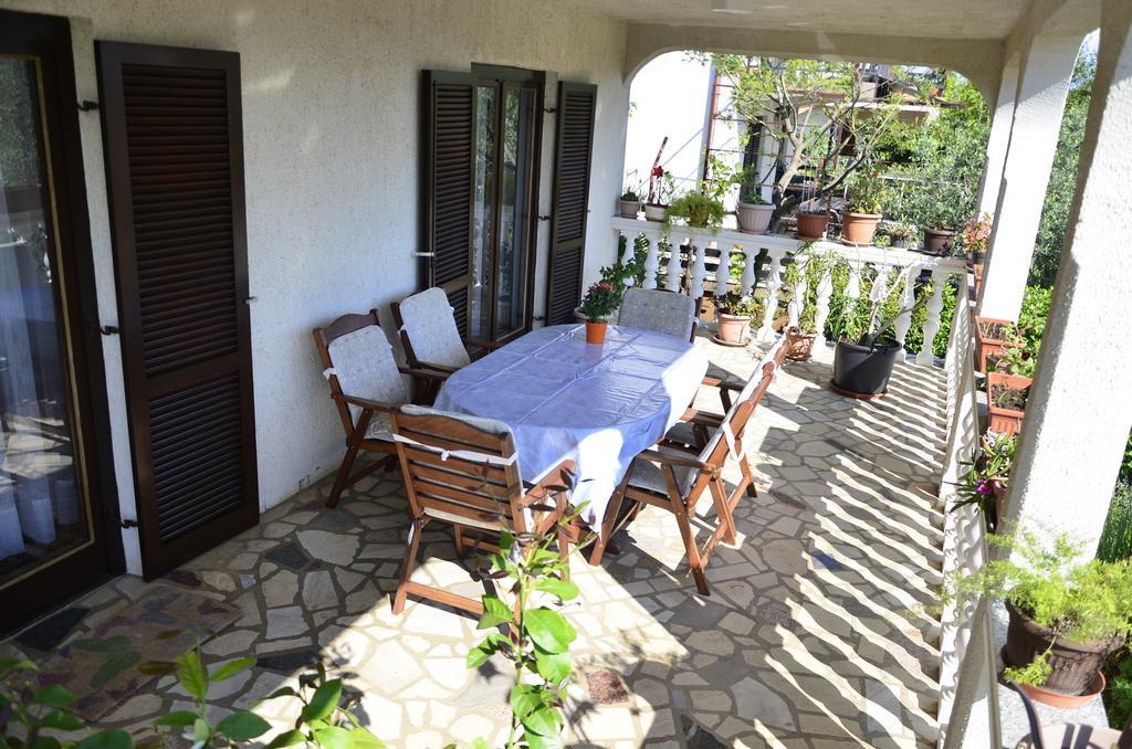 Apartment Anton Pinezići Zewnętrze zdjęcie