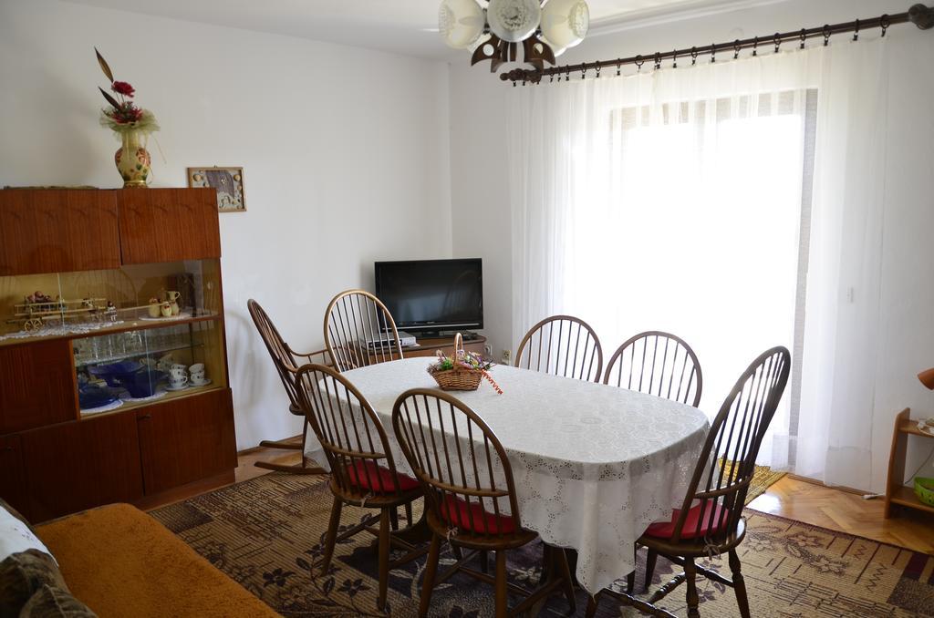 Apartment Anton Pinezići Zewnętrze zdjęcie