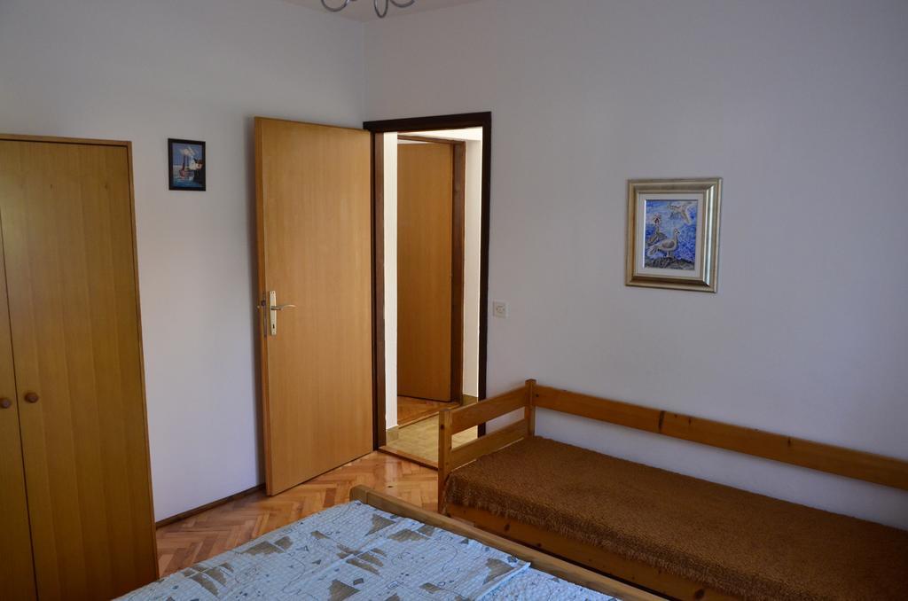 Apartment Anton Pinezići Zewnętrze zdjęcie